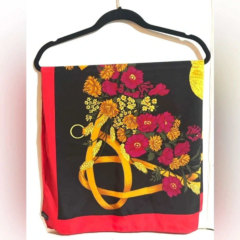 Gucci vintage Women's Floral Silk Scarf - Black, Red, Yellow